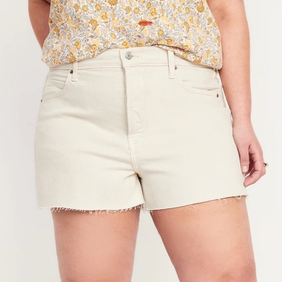Old Navy Sky Hi A Line Tan‎ High Waist Shorts 3” inseam plus size 28 NWT - Picture 1 of 7